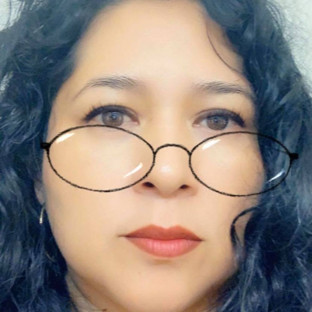 Meet your Posher, Gloria